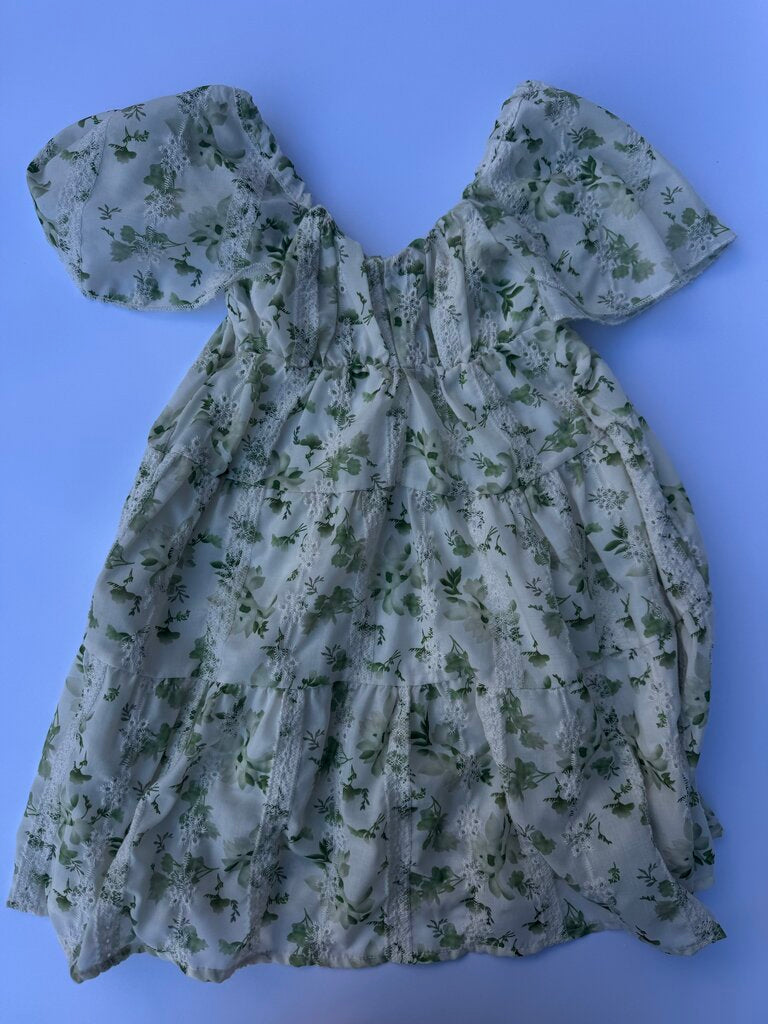 Vignette green floral dress w/ lace || 2Y