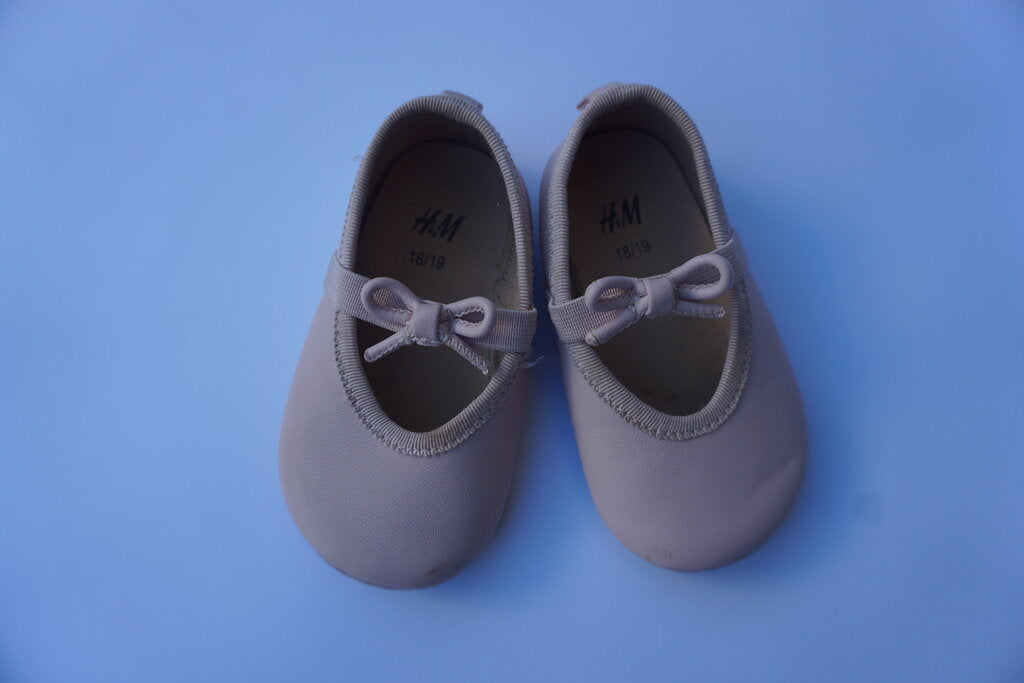 h&m pink ballet flats || Size 3/3.5