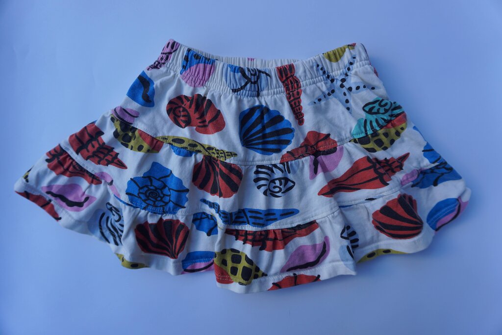 hanna andersson seashell skirt w/ shorts || size 4