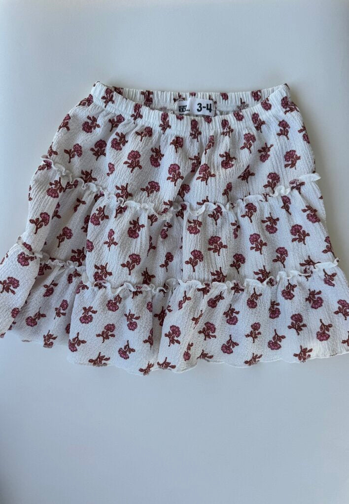 cotton on white ruffled skirt w/ flowers || size 3-4