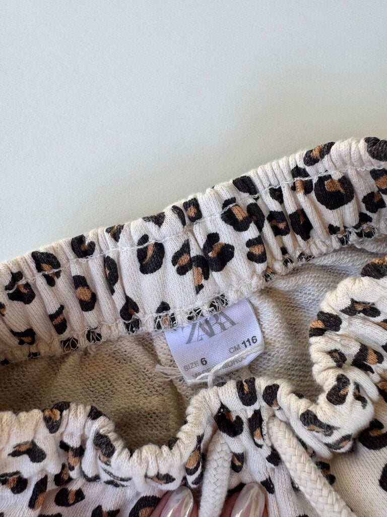zara animal print shorts || size 6Y