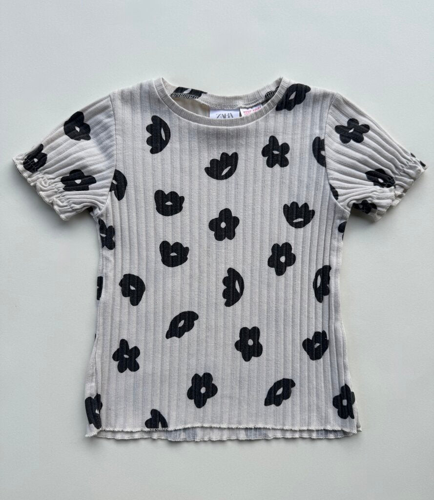 zara floral shirt with ruffled sleeves || size 2-3Y